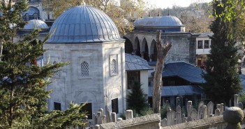 İstanbul’daki Sahabe Kabir ve Makamları