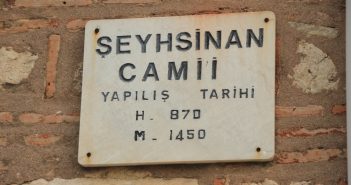 Şeyh Sinan Türbesi