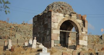 Ali Çelebi ve Mahmut Çelebi Türbesi