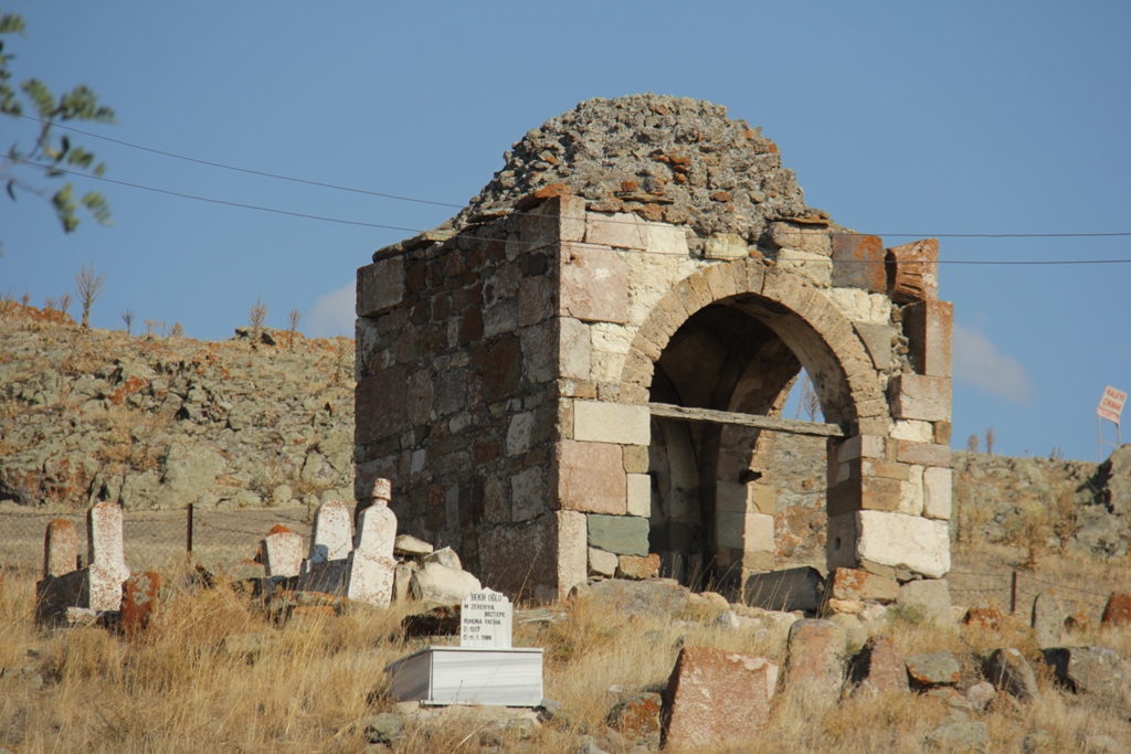 Ali Çelebi ve Mahmut Çelebi Türbesi