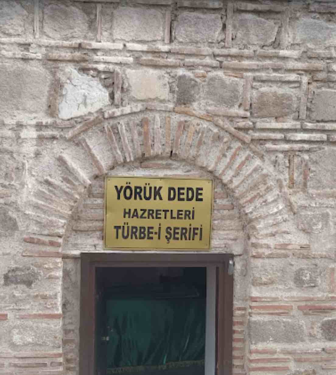 Yörük Dede ( Yürüyen Dede )