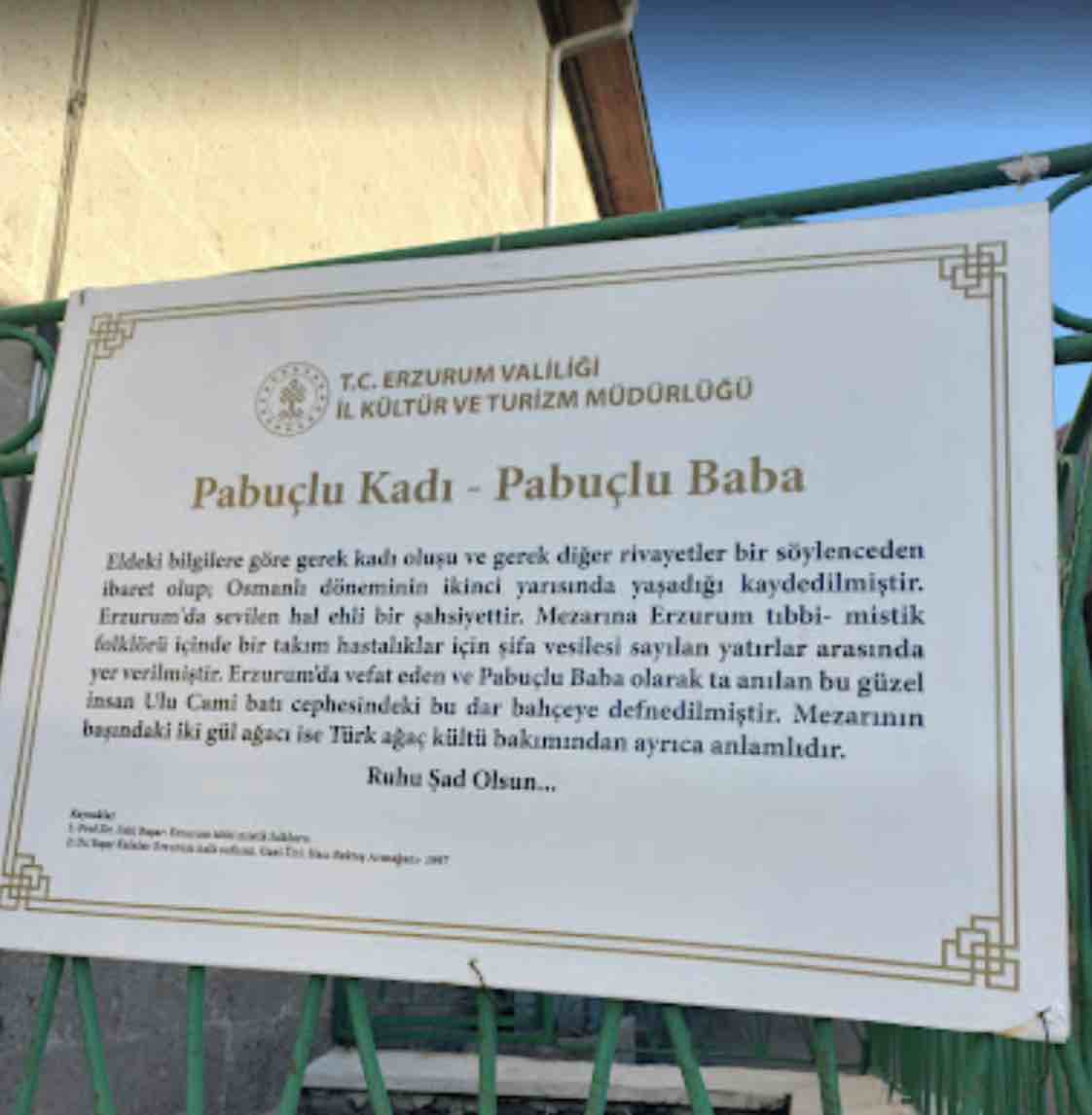 Pabuçlu Kadı Efendi Türbesi