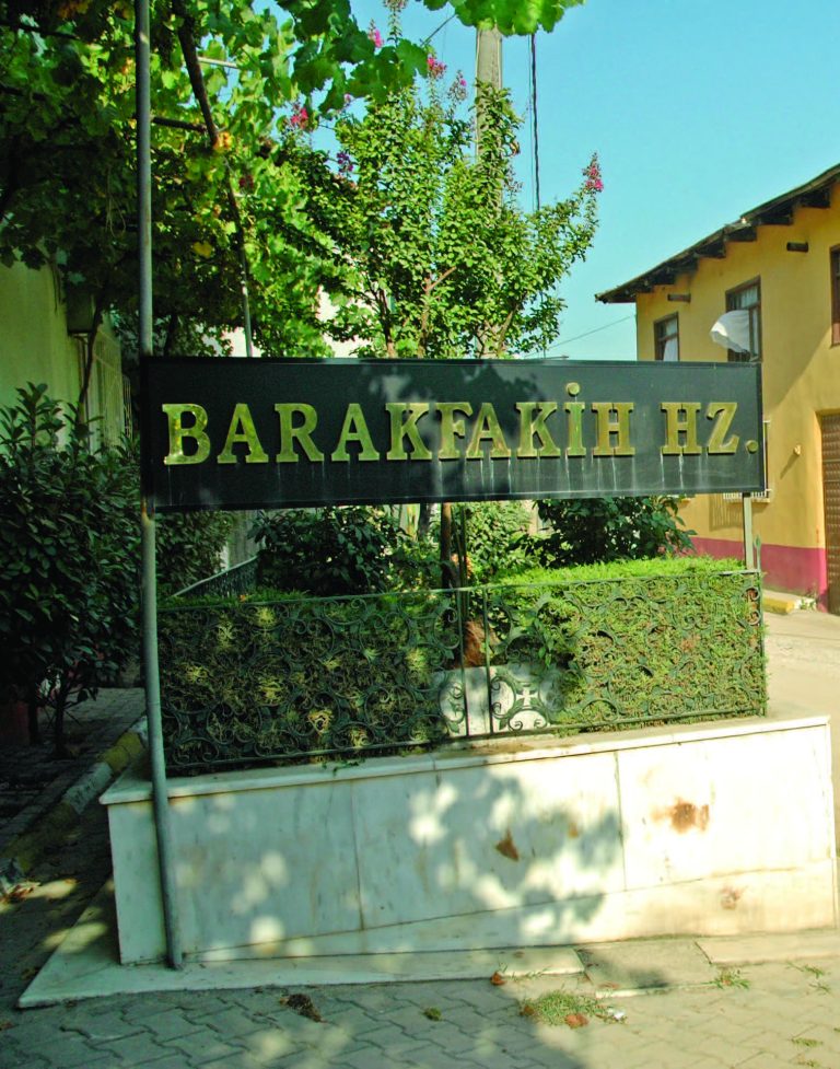 Barak Fakih Türbesi