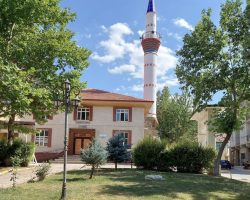 Okcu Sinan Bey Türbesi